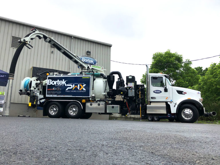 Aquatech B10 Sewer Jet-Vac 360 hydraulic boom – bortekpwx Aquatech B10 Sewer Jet/Vac 360° Rotating Boom