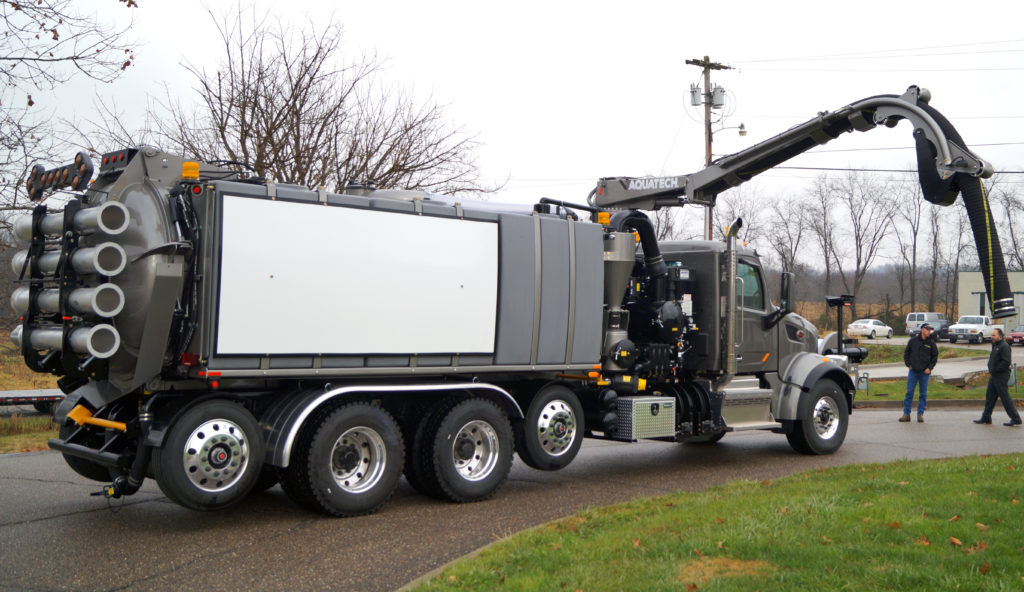Aquatech Sewer Cleaner Jet/Vac Vehicle (FSeries) Bortek PWX