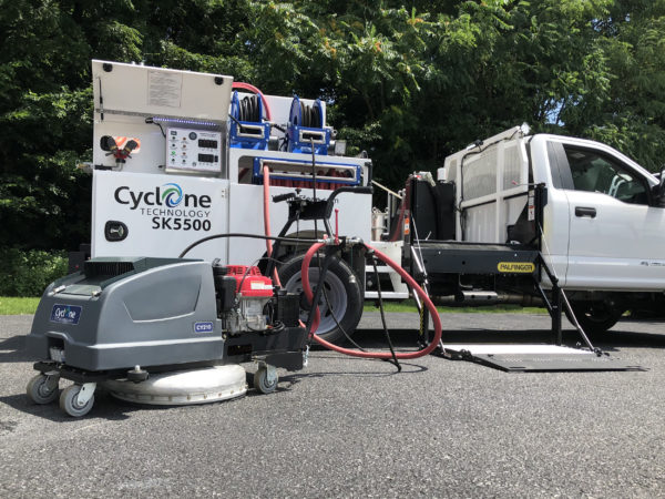 Cyclone CY5500SK CY210 Pressure Washer & Recovery Lift