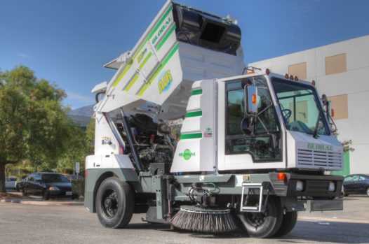 Global R3 Air Street Sweeper Raised Hopper