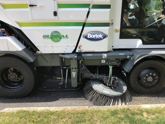 Global R4 Regenerative Air Street Sweeper Broom & Vacuum