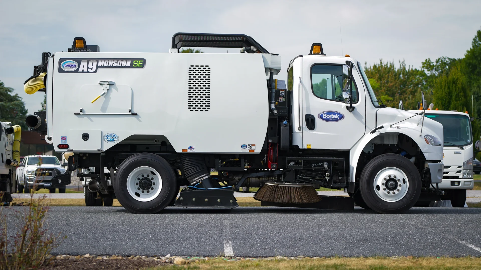 Schwarze A9 Monsoon high-capacity street sweeper rental